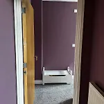 Superb Peaceful 1 Bed In St George. בריסטול