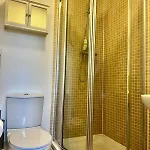 דירה Superb Peaceful 1 Bed In St George. *