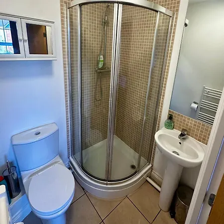 Superb Peaceful 1 Bed In St George. Apartamento *