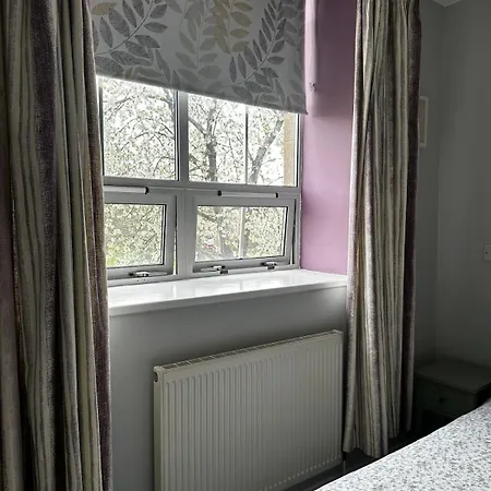 Appartement Superb Peaceful 1 Bed In St George. *