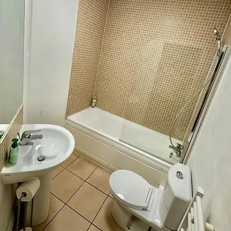 Superb Peaceful 1 Bed In St George. Lägenhet Bristol
