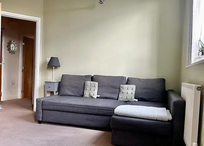 Apartament Superb Peaceful 1 Bed In St George. Bristol