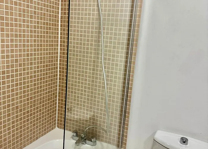 Superb Peaceful 1 Bed In St George. ブリストル