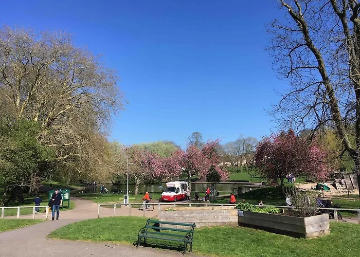 Superb Peaceful 1 Bed In St George. *