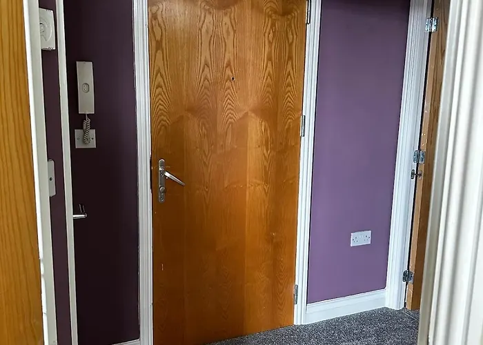 Superb Peaceful 1 Bed In St George.