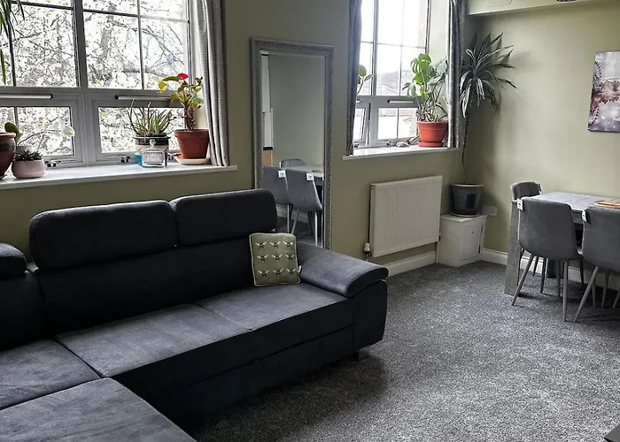 Superb Peaceful 1 Bed In St George. * ブリストル